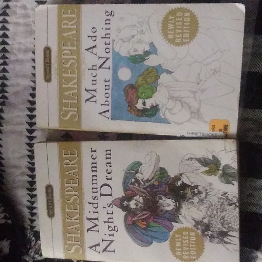 Lot of 2 Shakespeare Books